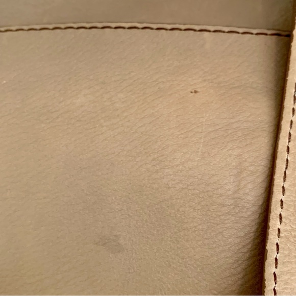 Fossil Taupe/Tan Leather Tote - Picture 13 of 17